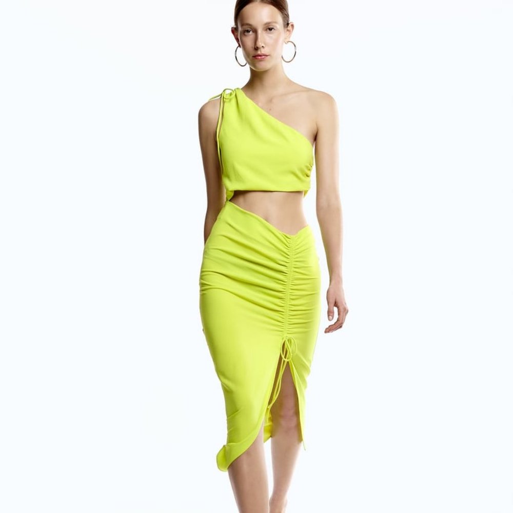 NEW ZARA DRAPED ASYMMETRICAL DRESS LIME GREEN - REF. 9878/110 L